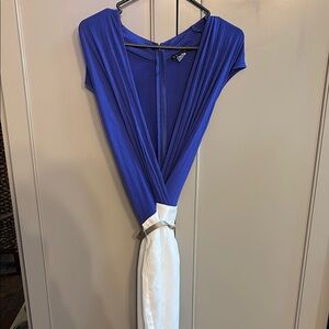 Venus blue & white dress with belt sz 12 nwot